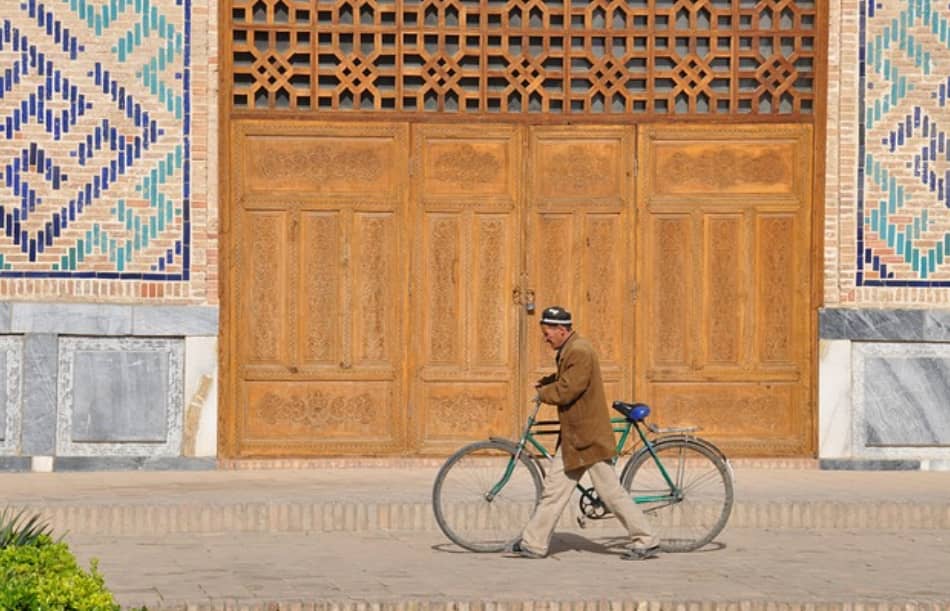 I festeggiamenti per le strade della capitale Tashkent e per le piazze della storica Samarcanda sono stati incredibili