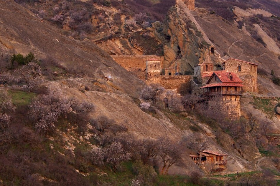 Alla scoperta dei Monasteri di montagna e non solo